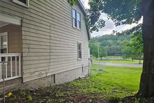 2012 8th Ave Rear, Beaver Falls, PA 15010 - Photo 15