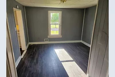 2012 8th Ave Rear, Beaver Falls, PA 15010 - Photo 3