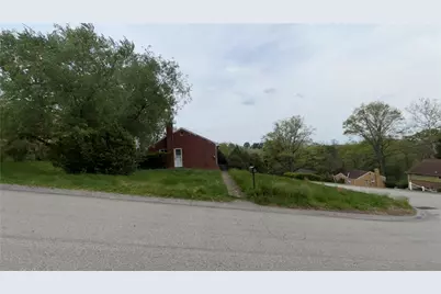 114 Spruce Dr, Pittsburgh, PA 15116 - Photo 3
