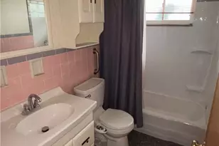 114 Spruce Dr, Pittsburgh, PA 15116 - Photo 17