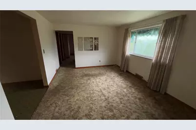 114 Spruce Dr, Pittsburgh, PA 15116 - Photo 11