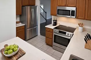 202 Parkview Dr, Pittsburgh, PA 15236 - Photo 7