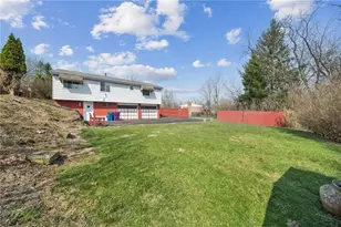 428 Crestview Dr, Pittsburgh, PA 15239 - Photo 33