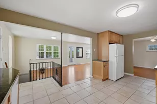 111 Maryland Ave, Vandergrift, PA 15690 - Photo 11