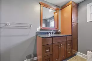 111 Maryland Ave, Vandergrift, PA 15690 - Photo 23