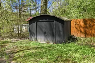 4201 Fairfield St, Shenango, PA 16134 - Photo 15