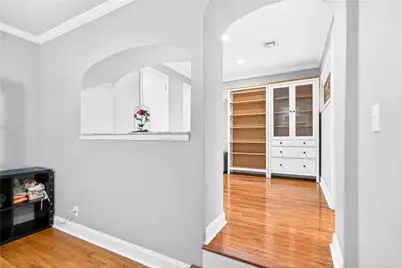 6678 Woodwell St, Pittsburgh, PA 15217 - Photo 7