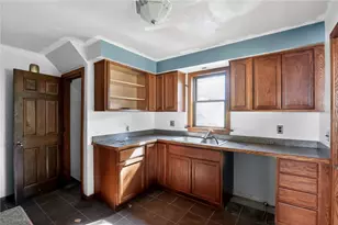 122 W Main St, Greenville Boro, PA 16125 - Photo 9