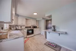 504 Rolling Green Dr, Bethel Park, PA 15102 - Photo 11