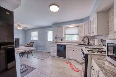 504 Rolling Green Dr, Bethel Park, PA 15102 - Photo 13