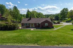 504 Rolling Green Dr, Bethel Park, PA 15102 - Photo 3