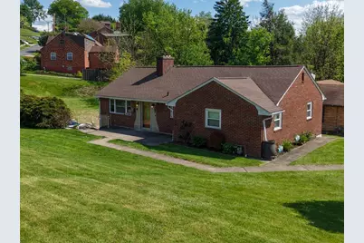 504 Rolling Green Dr, Bethel Park, PA 15102 - Photo 1