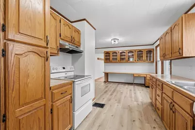 636 Corbin St, West Mifflin, PA 15122 - Photo 9