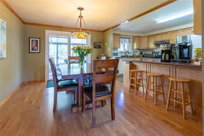 207 Manor Ct, Bethel Park, PA 15241 - Photo 15