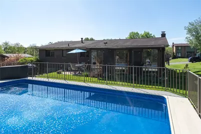 207 Manor Ct, Bethel Park, PA 15241 - Photo 37