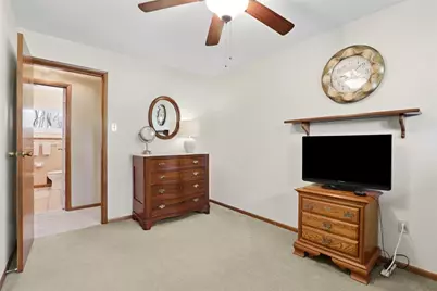 157 Broadbent Rd, Ohio Township, PA 15143 - Photo 17