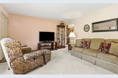 157 Broadbent Rd, Ohio Township, PA 15143 - Photo 7
