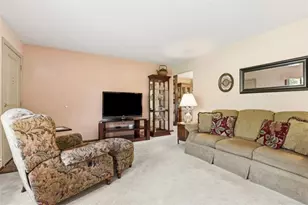 157 Broadbent Rd, Ohio Township, PA 15143 - Photo 7