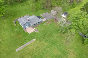 29 Hughey Ln, Robinson Twp, PA 15057 - Photo 37