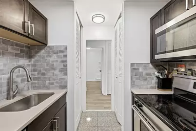 112 Washington Place #19C, Downtown Pgh, PA 15219 - Photo 9