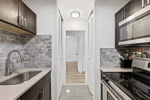 112 Washington Pl, Downtown Pgh, PA 15219 - Photo 9