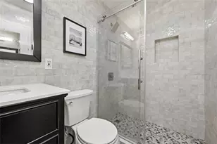 112 Washington Pl, Downtown Pgh, PA 15219 - Photo 27