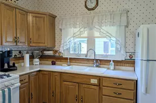 706 Parker Ave, Scottdale, PA 15683 - Photo 13