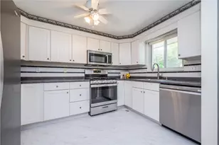 1565 Cathell Rd, Pittsburgh, PA 15236 - Photo 9