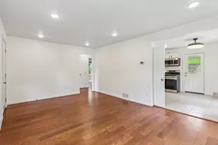 2321 Milford Dr, Bethel Park, PA 15102 - Photo 17