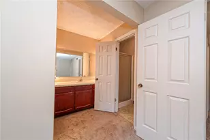 1342 Quail Run Cir, Bethel Park, PA 15102 - Photo 27