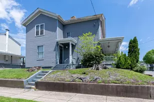 801 10th St, New Brighton, PA 15066 - Photo 7