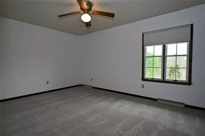 409 Todd Farm Rd, Rostraver, PA 15012 - Photo 21