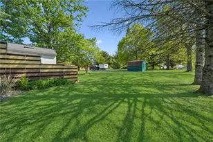 1742 Theatre St, Unity Township, PA 15650 - Photo 9