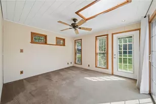 1742 Theatre St, Unity Township, PA 15650 - Photo 19