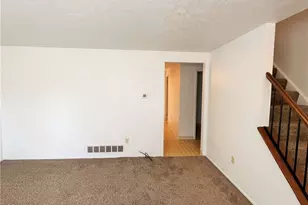 1003 Countryside Dr, Robinson Twp, PA 15136 - Photo 9