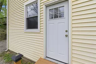 1019 Sherwood Rd, Pittsburgh, PA 15221 - Photo 3