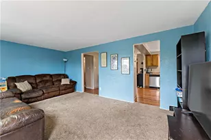 3905 Middleboro Rd, Pittsburgh, PA 15234 - Photo 3