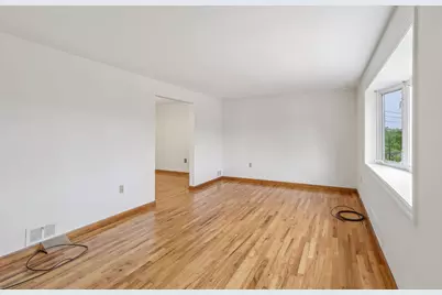 604 Calvert Avenue, Pittsburgh, PA 15227 - Photo 5