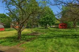 517 Lyndal St, New Castle, PA 16101 - Photo 3