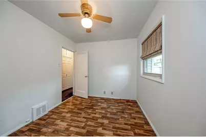 384 Whittier Dr, Pittsburgh, PA 15235 - Photo 11