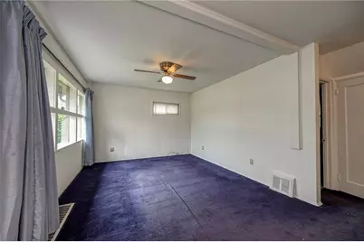 384 Whittier Dr, Pittsburgh, PA 15235 - Photo 5