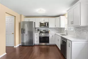 303 Northglen Ct, Adams Township, PA 15044 - Photo 11