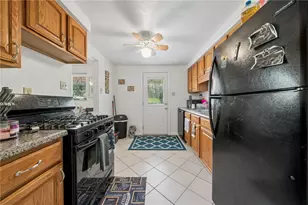 2688 Jordan Ave, Pittsburgh, PA 15235 - Photo 7