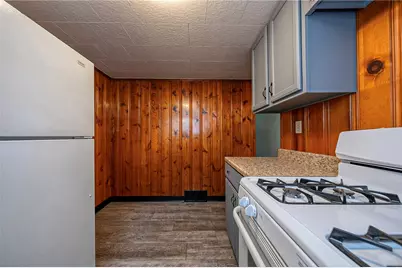 531 Laughlin Ave, Pittsburgh, PA 15210 - Photo 9