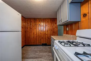 531 Laughlin Ave, Pittsburgh, PA 15210 - Photo 9