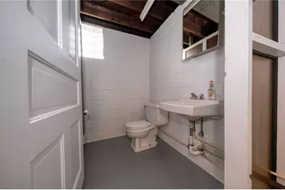 531 Laughlin Ave, Pittsburgh, PA 15210 - Photo 23