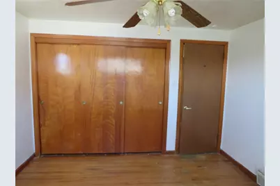 2439 Red Oak Dr, Pittsburgh, PA 15220 - Photo 13