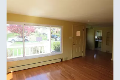 2439 Red Oak Dr, Pittsburgh, PA 15220 - Photo 3