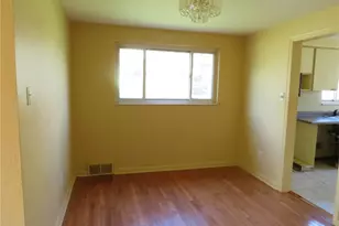 2439 Red Oak Dr, Pittsburgh, PA 15220 - Photo 23