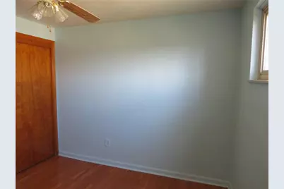 2439 Red Oak Dr, Pittsburgh, PA 15220 - Photo 17